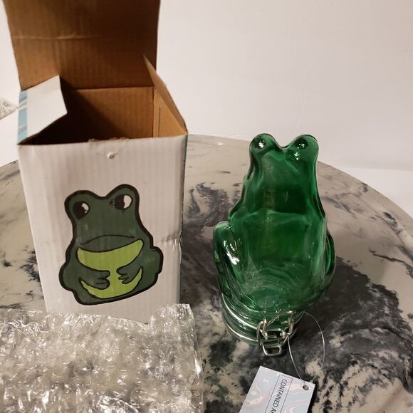 Container Art  Frog Storage - Picture 3 of 10